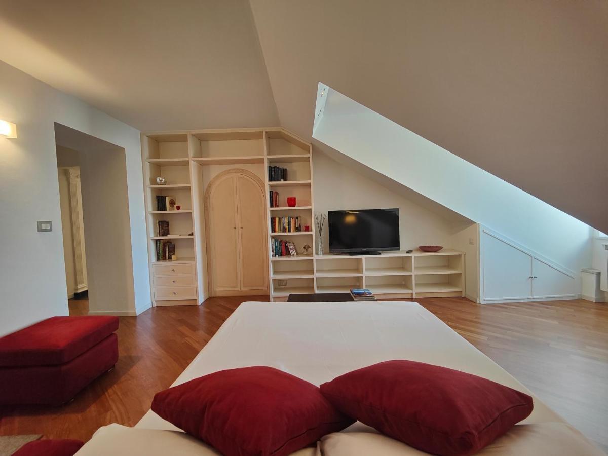 Hostdomus - September Suite Turin Ngoại thất bức ảnh